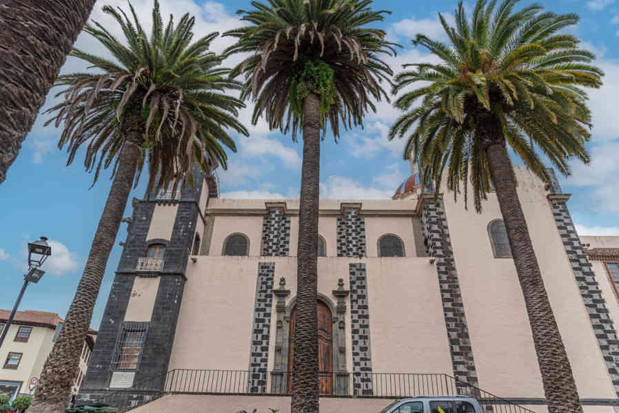 Tenerife 133 - La Orotava - parroquia de La Concepción.jpg